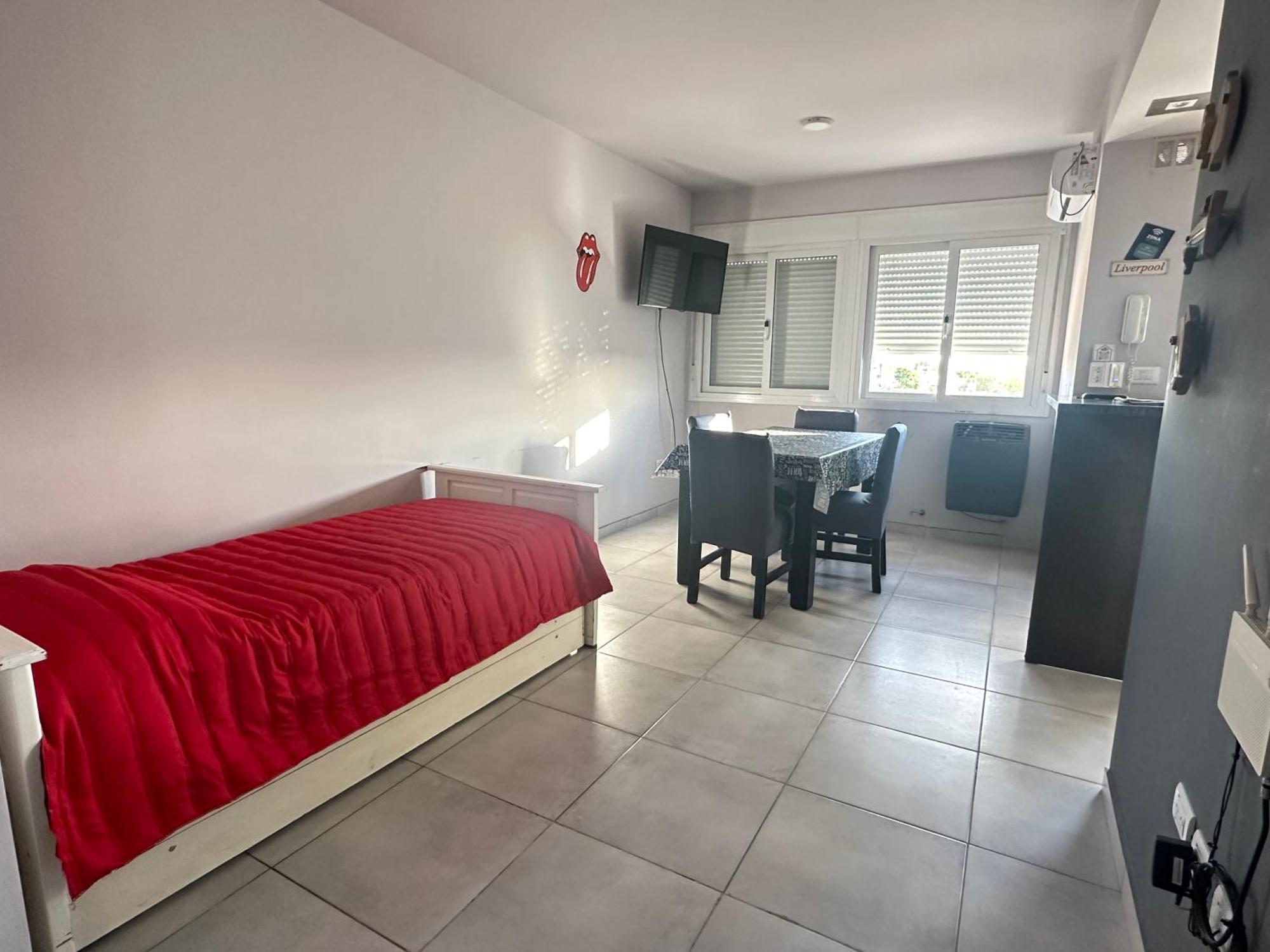 Departamento Por Dia Para 4 Personas Con Cochera Cubierta En Bahia Blanca Exterior photo